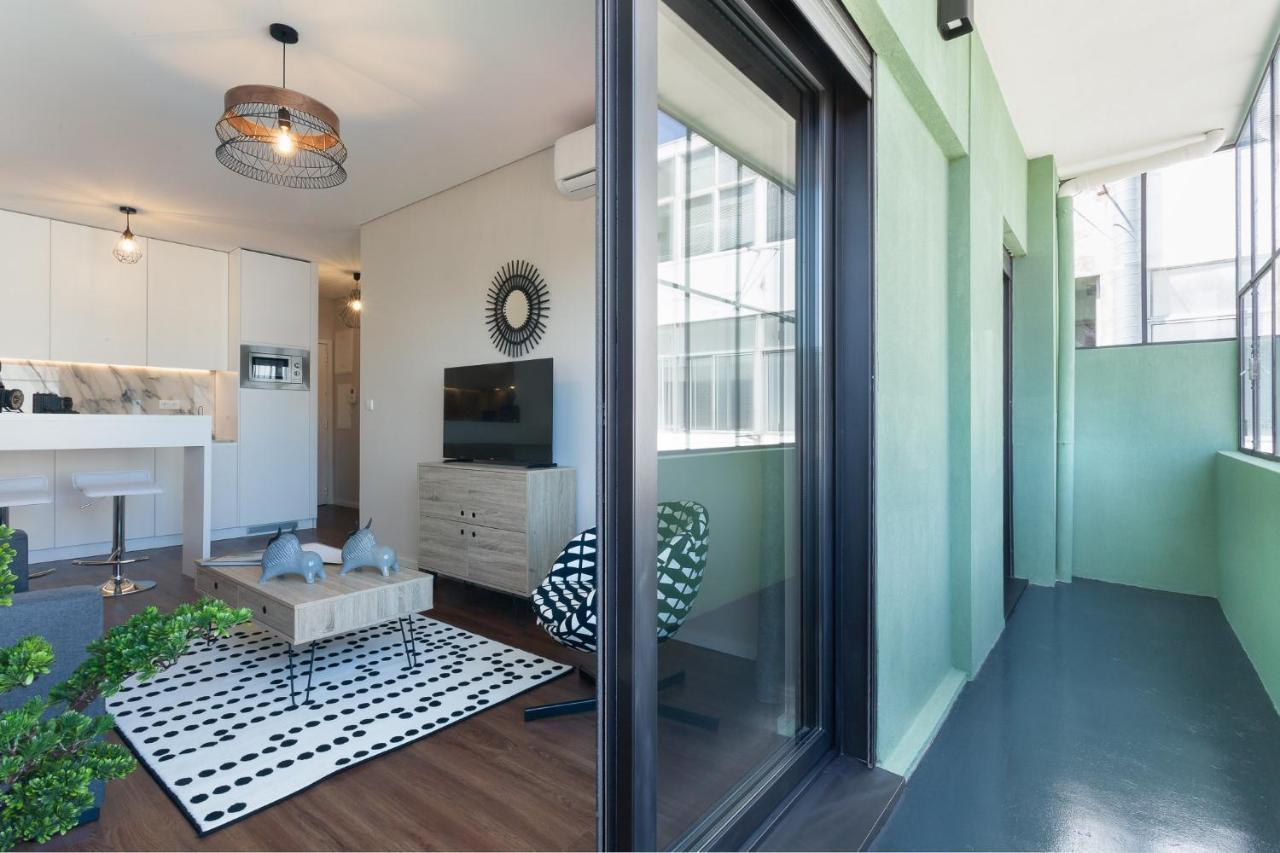 Urban Views - Ml 2Bed Apart Inspired By Casa Da Musica Porto Luaran gambar