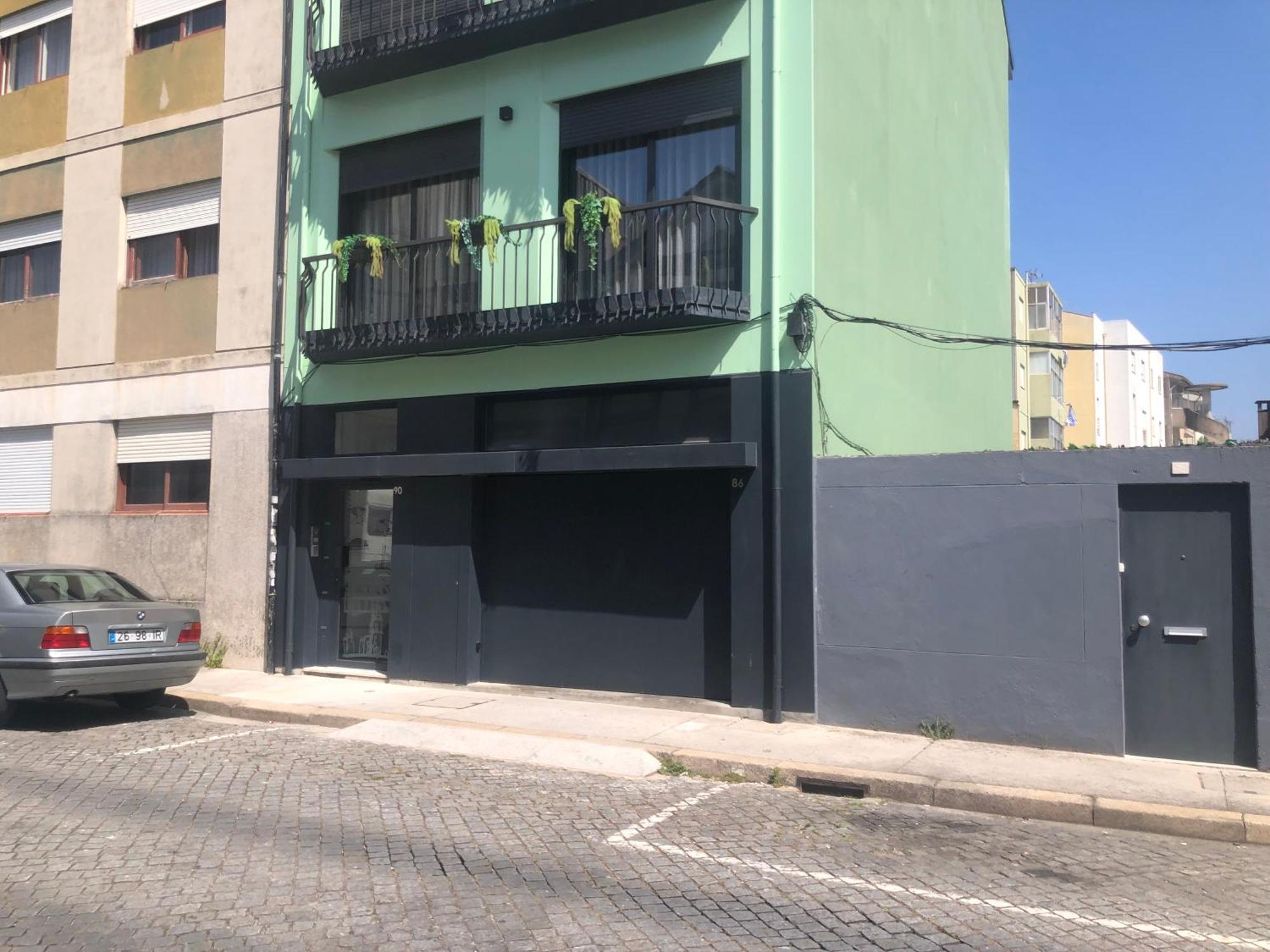 Urban Views - Ml 2Bed Apart Inspired By Casa Da Musica Porto Luaran gambar